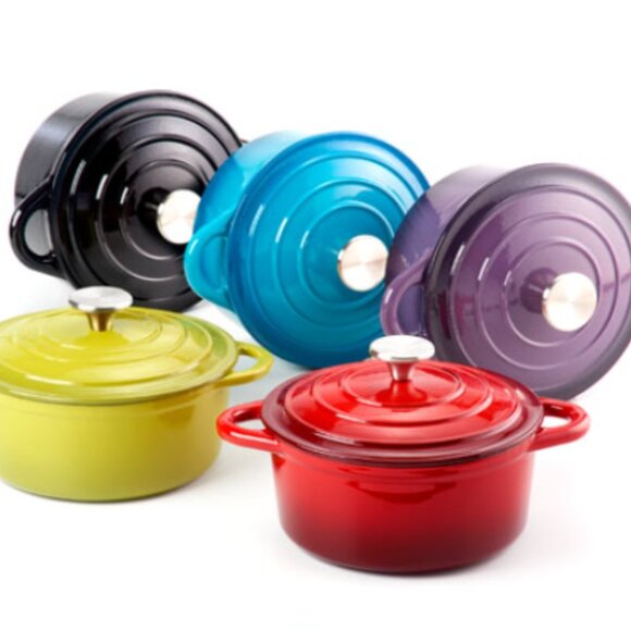 Cook's 5.5 quarts Cast Iron Dutch Oven- ( new with box)